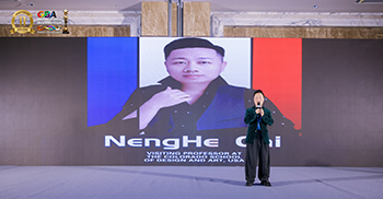 凱悅裝飾設(shè)計(jì)總監(jiān)蔡能和榮獲“美國(guó)自由女神金像獎(jiǎng)、法國(guó)巴黎之星”雙項(xiàng)國(guó)際大獎(jiǎng)